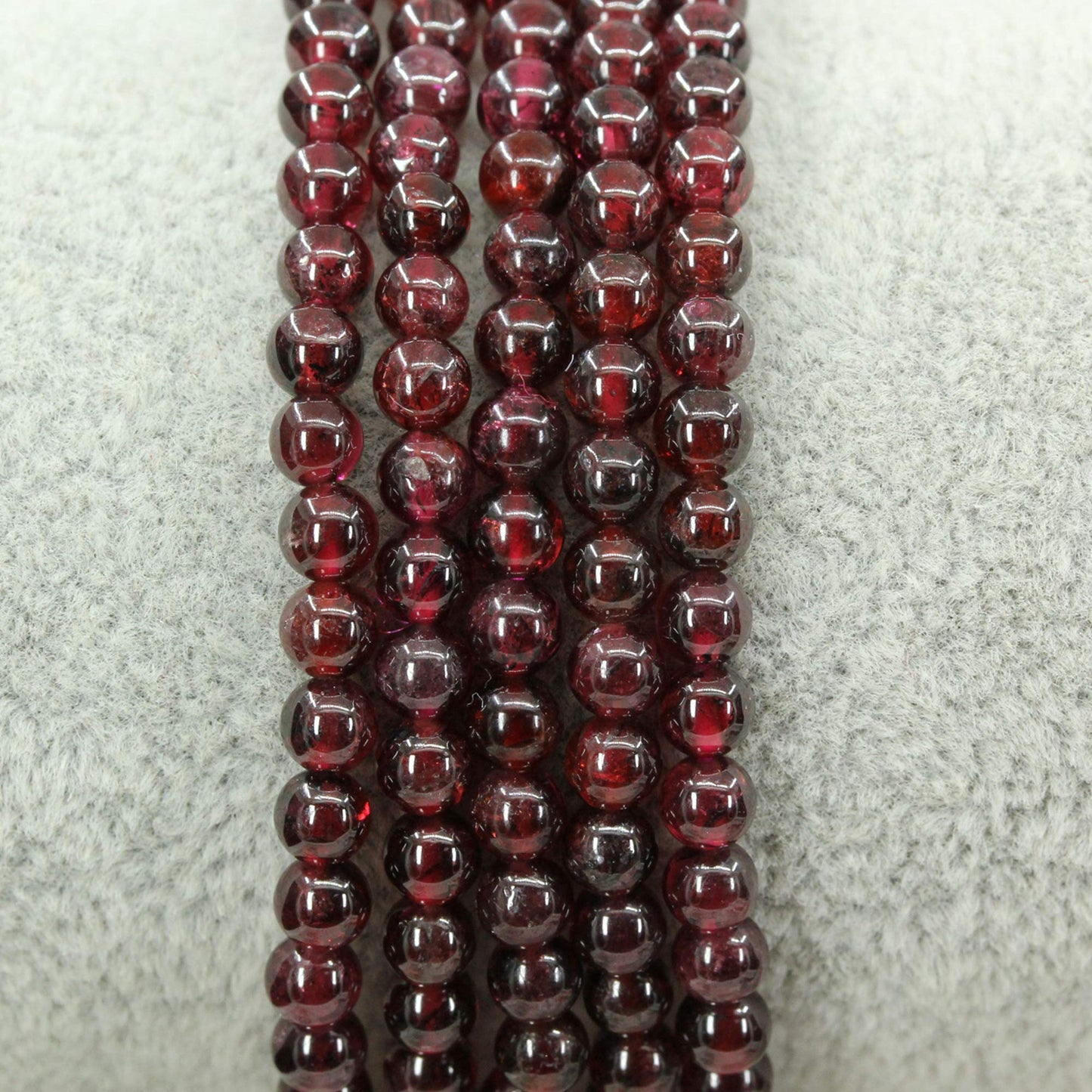 Keleny Natural 4mm Red Garnet Round Beads Gemstones Rock Crystal Stretch Bracelet 7 Inch Unisex