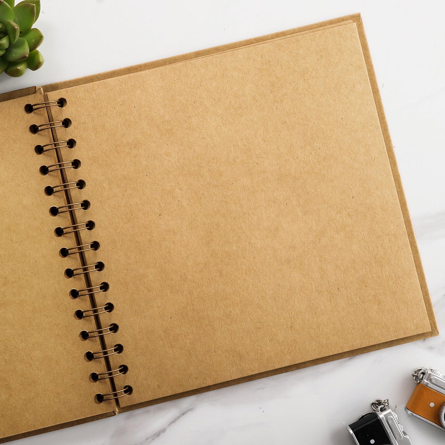 MEMOTOR Scrapbook 10 x 10 Inch DIY Square Photo Window, Memory Book for Parents and Kids, Photo Album Hardcover Kraft Paper Brown 20 Sheets/ 40 Pages