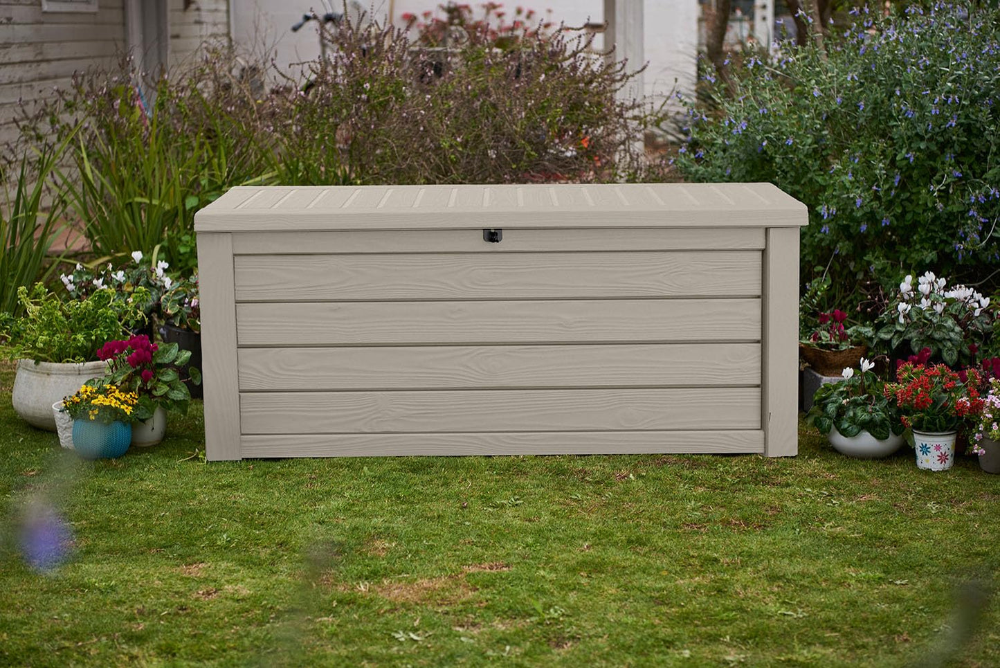 Keter Westwood 150 Gallon Resin Large Outdoor Storage Box for Patio Furniture, Outdoor Cushions, Garden Tools and Pool Floats, Beige