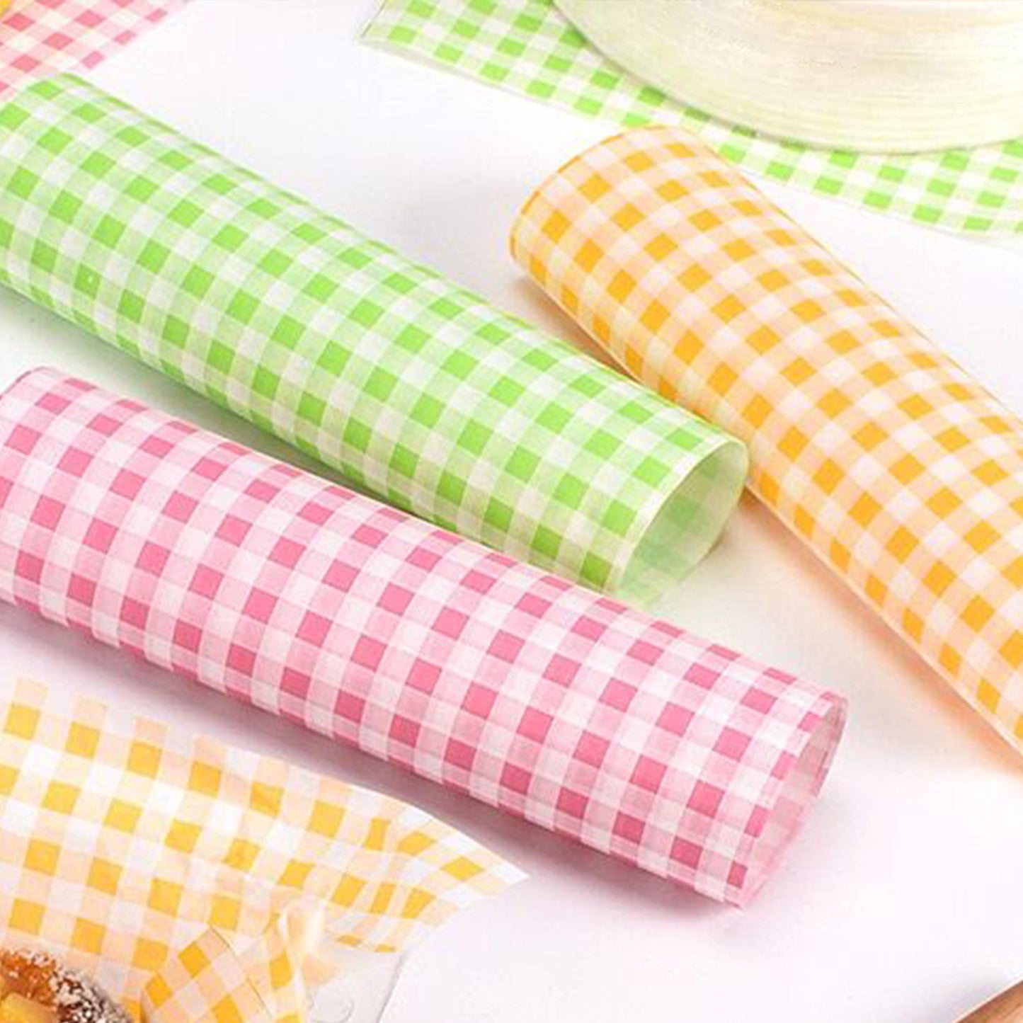 JSDJ 200Pcs Wax Paper Sheets 12" x 12" Checkered Dry Waxed Deli Paper, Sandwich Wrapping, Food Wrap, Grease Proof Food Basket Liners for Hamburgers, Bread, french fries, Picnic, BBQ, Party, Decorative