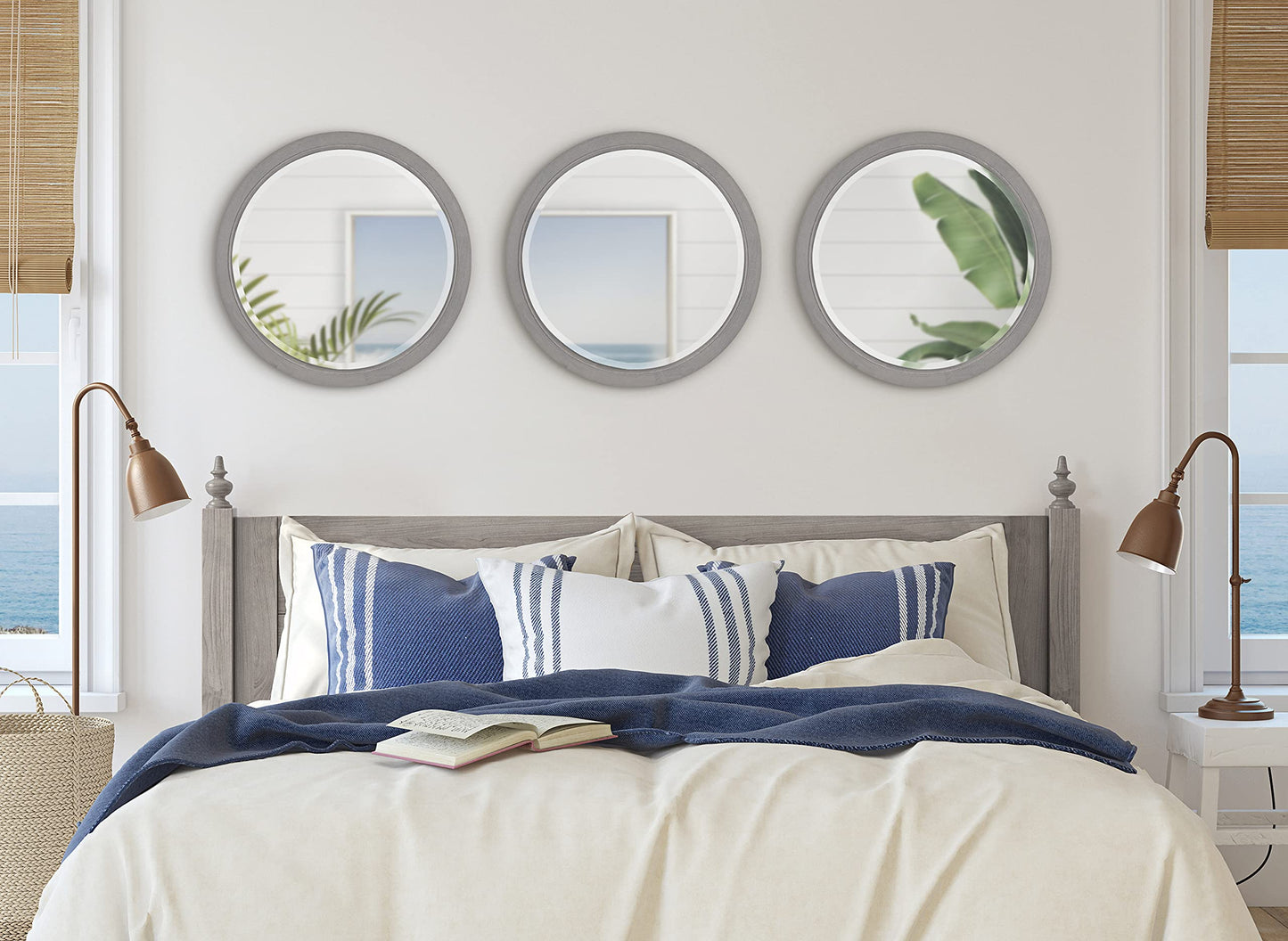 Kate and Laurel Hogan Farmhouse Round Wall Mirror; 18 Inch Diameter; Gray; Sophisticated Modern Mirror for Wall