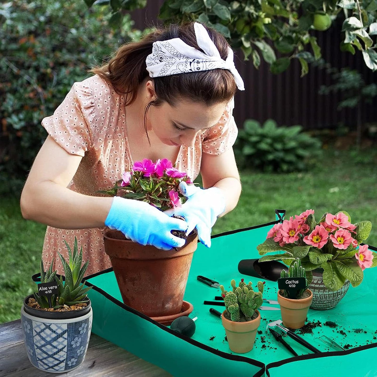 20pcs Small Gardening Tools Gifts for Women Beginners - Garden Hand Tools Set for Indoor Succulent Bonsai Plants Transplanting, Included 39.4" Plant Repotting Mat/Miniature Shovel/Labels, Green