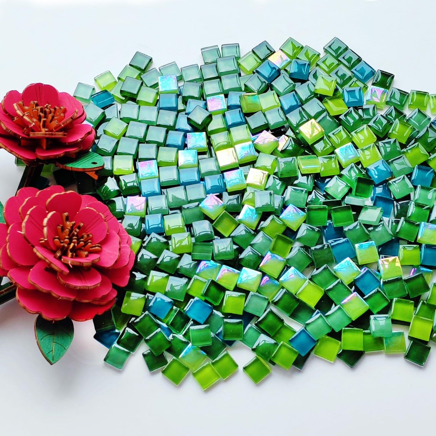 AONUOAO 1.1LB 0.39" Square Green Crystal Glass Mosaic Tiles for Crafts, Mosaic Tiles for Crafts Bulk, Mosaic Pieces for Crafts, Mosaic Making Supplies