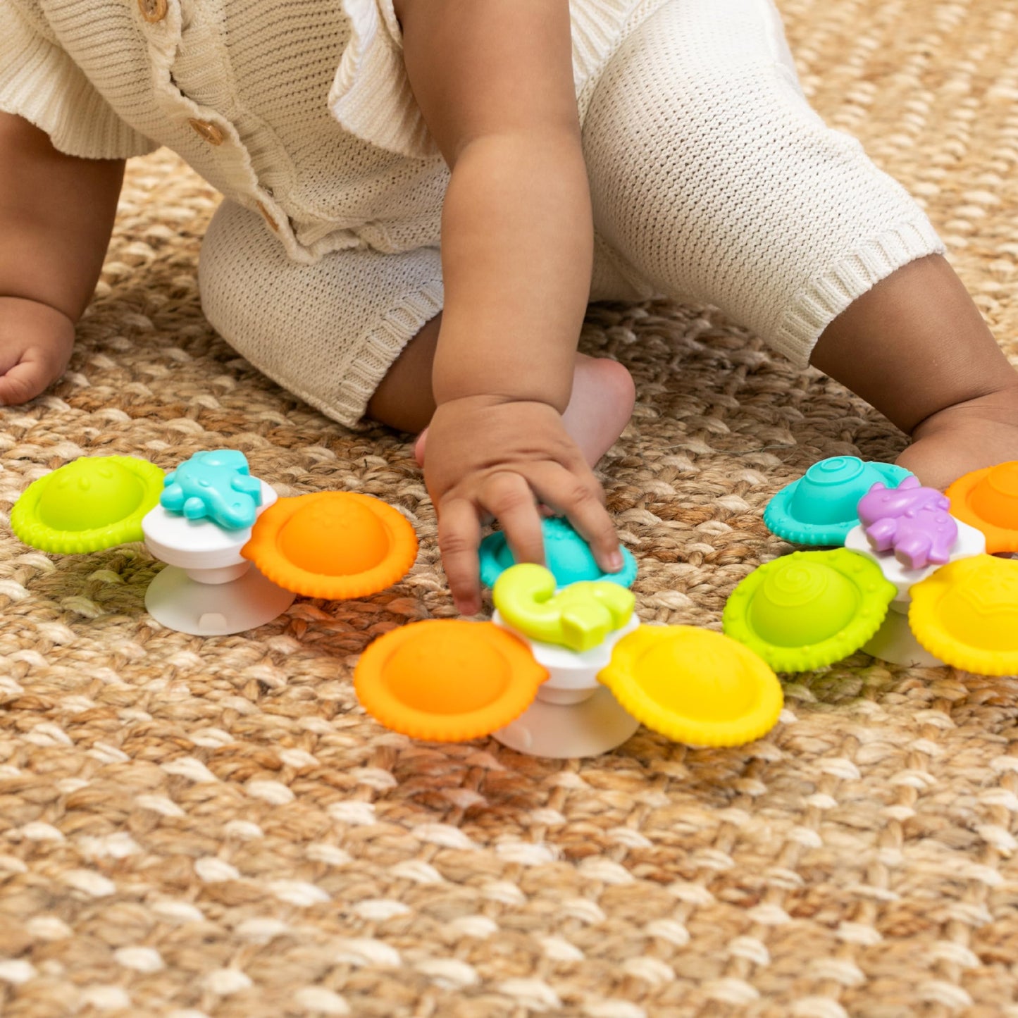 Infantino Silicone Bath Pop Spinners - Sensory Dinosaur Toys with Suction Cups, Engaging Bath Time Fun for Toddlers, 3-Piece