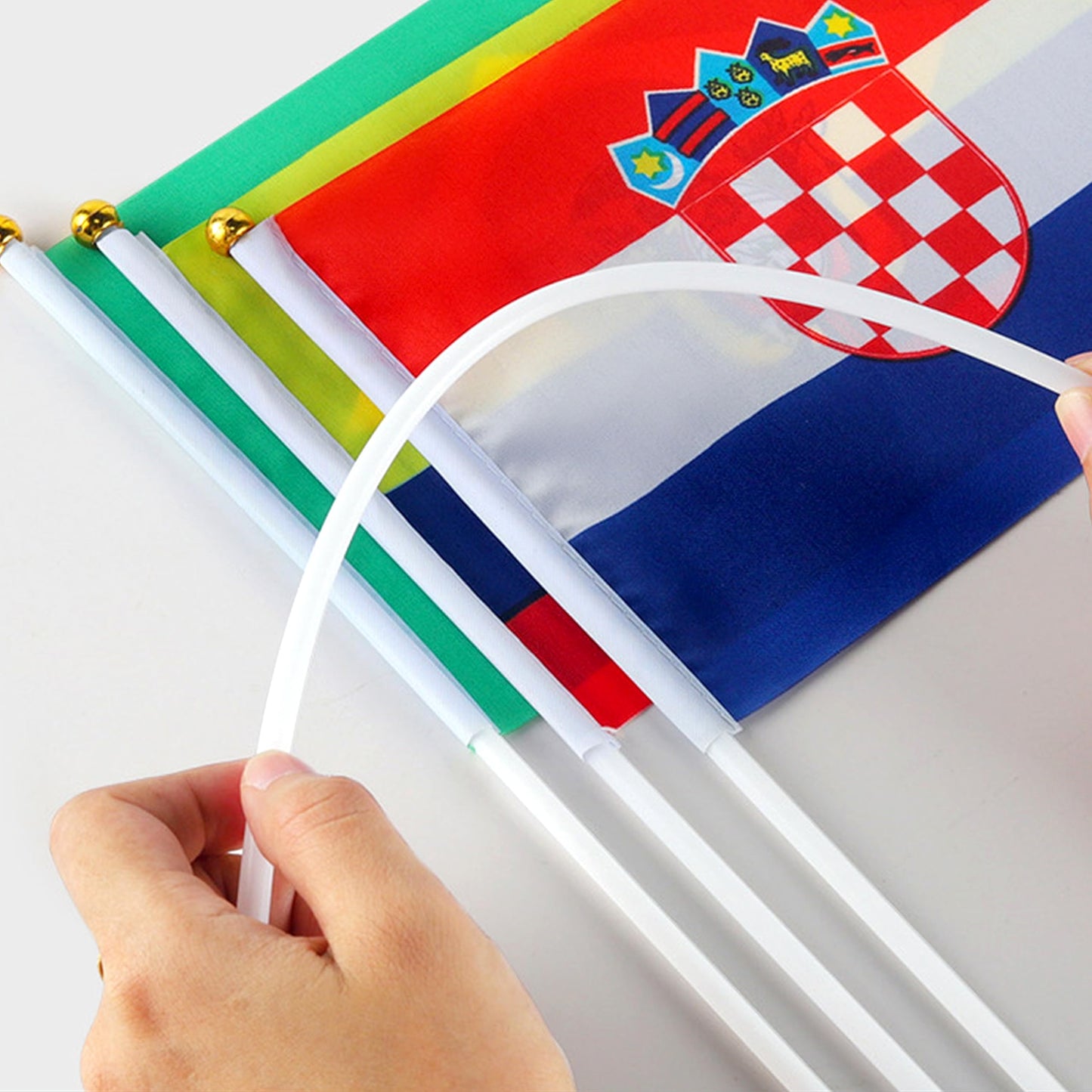 LUSEOAN 226 Different Countries International Stick Flag of the World Small Mini Hand Held Flags for Grand Opening,Bar,School Office,Sports Events,International Festival Decorations,All Countries Flags,8.2 x 5.5 Inch