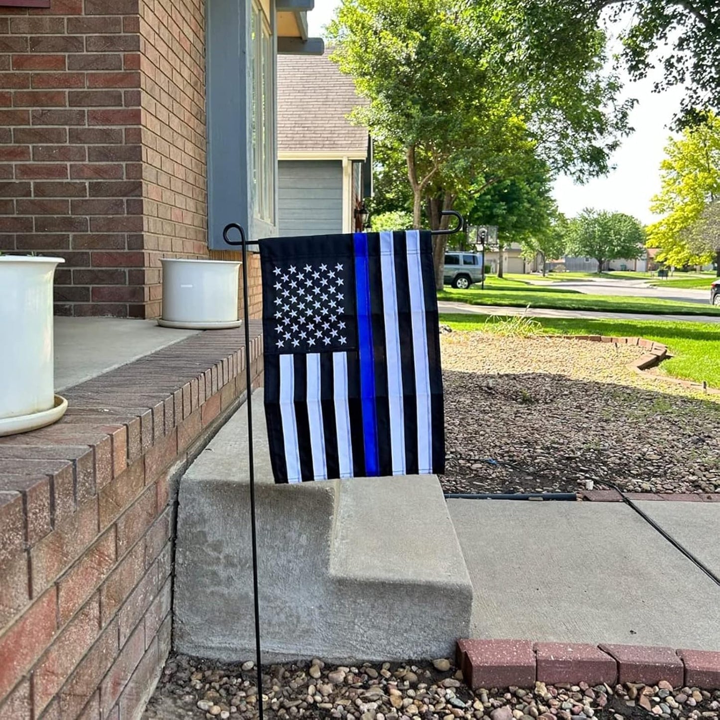 AMZFLAG Thin Blue Line Garden Flag with Stand Holder Set for Outside Yard 12x18 Inch Embroidered Police Garden Flags Small American Back the Blue Lives Matter Flag Law Enforcement