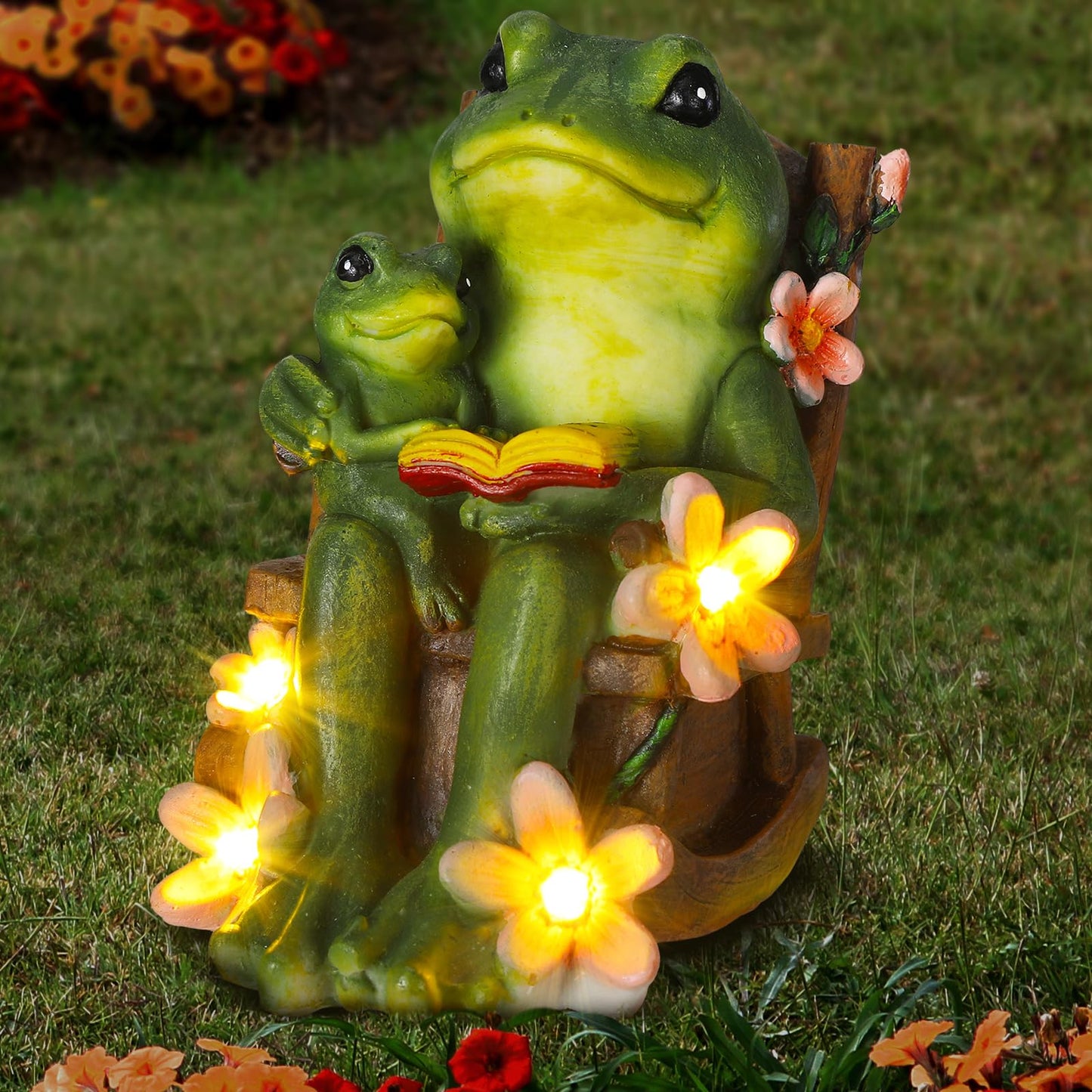 Thyle Frog Miniature Garden Statues Solar Family Reading Frog Garden Statue in Rocking Chair with LED Book Outdoor for Mom Women Grandma Patio Yard Lawn Decor Birthday Gifts Housewarming Decoration