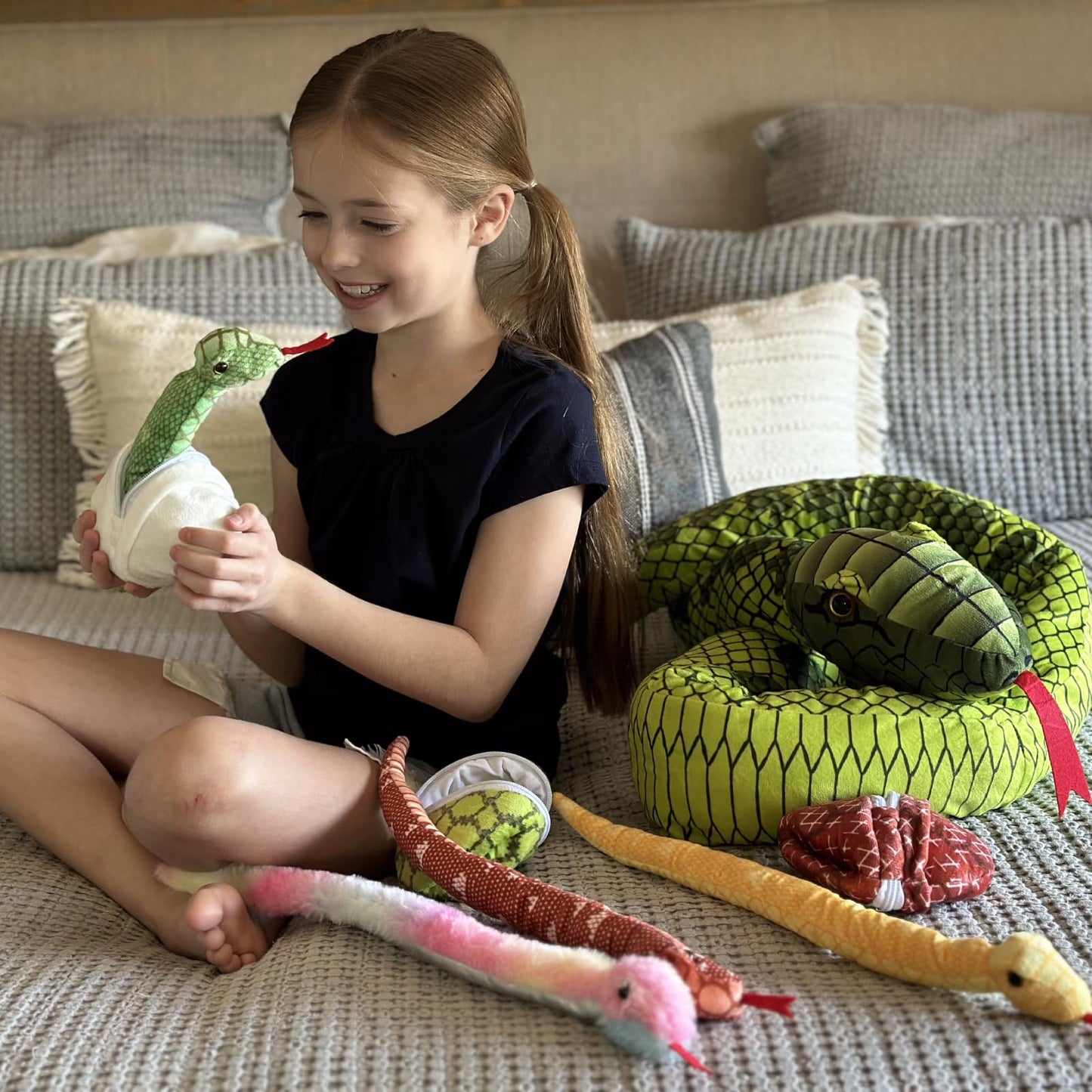 MaoGoLan 118 inch Giant Green Stuffed Snake, Realistic Mommy Snake with 4 Babies & 3 Eggs Plush Toy, Large Green Boa Constrictor Stuffed Animal for Boys Girls Kids Christmas Easter Gift