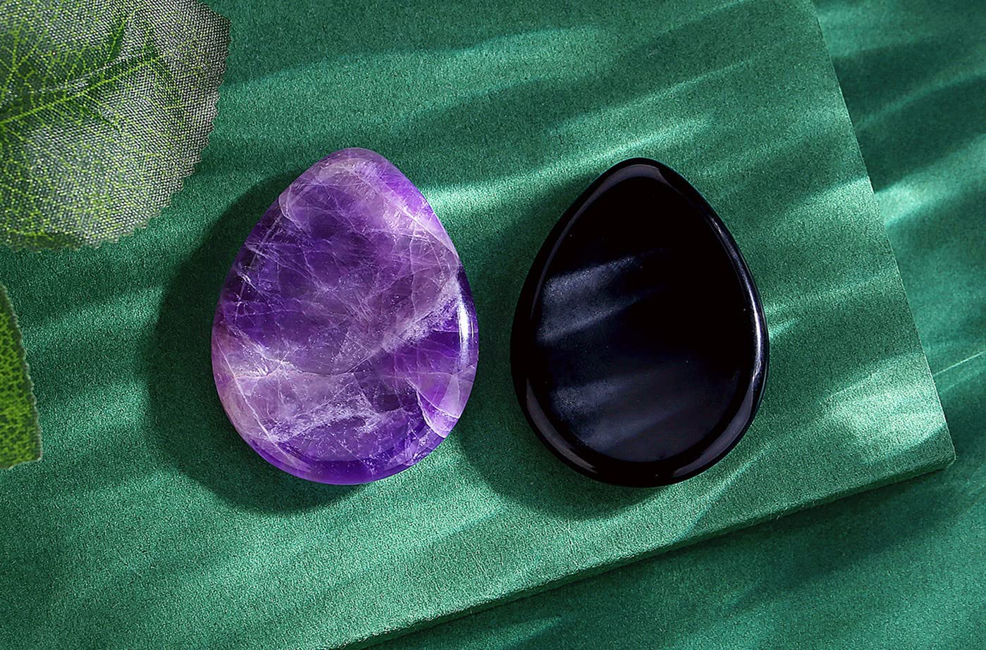 QINJIEJIE 2PCS Thumb Worry Stone Amethyst Obsidian Healing Crystals Hand Carved Stones Pocket Gemstones Sets Meditation Crystal Reiki Relax Palm Stone for Anxiety Therapy Relief