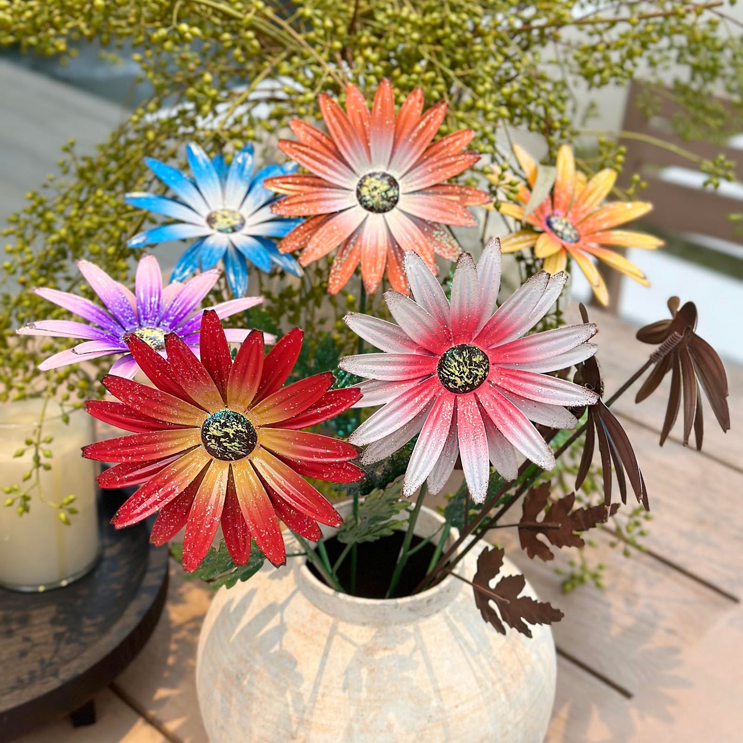 WKHOMEDECO Metal Flowers for Outside, 8 Pack Decorative Garden Stakes with Spring Design, 16.5 Inch Handmade Iron Outdoor Metal Garden Decor, Flickering Daisy Yard Art for Patio Lawn