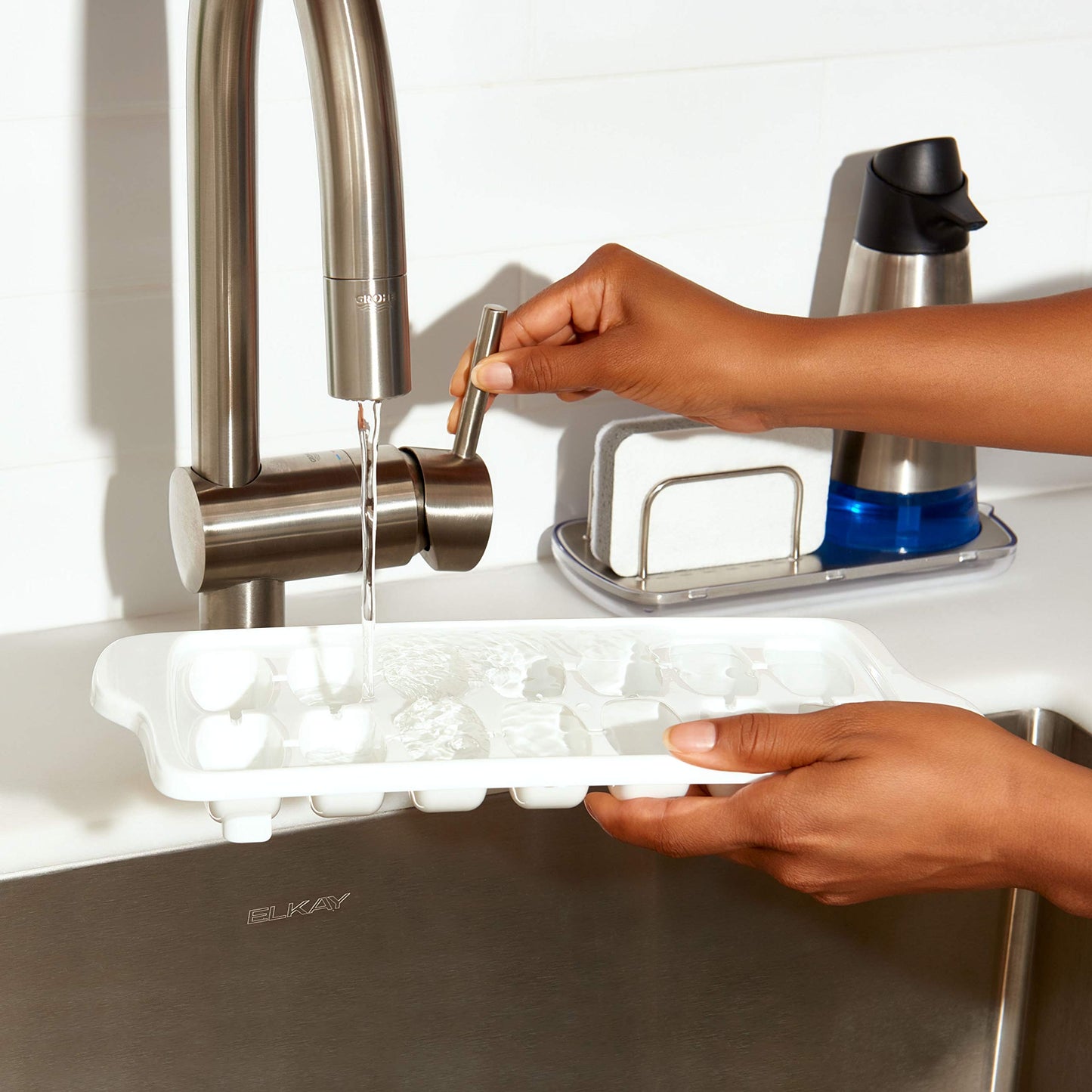 OXO Good Grips Ice Cube Tray - 2 Pack White