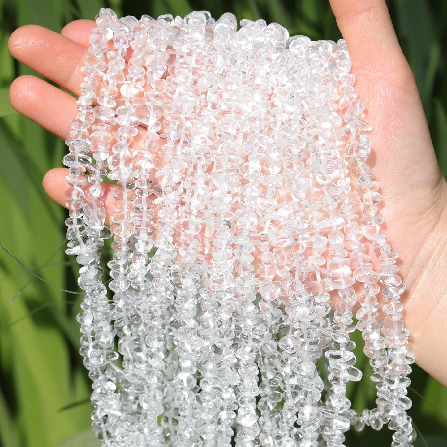 400pcs 5-8mm Clear Crystal Glass Chip Beads Irregular Pre Drilled Loose Beads for DIY Bracelet Necklace Pendant Jewelry Making Supplies