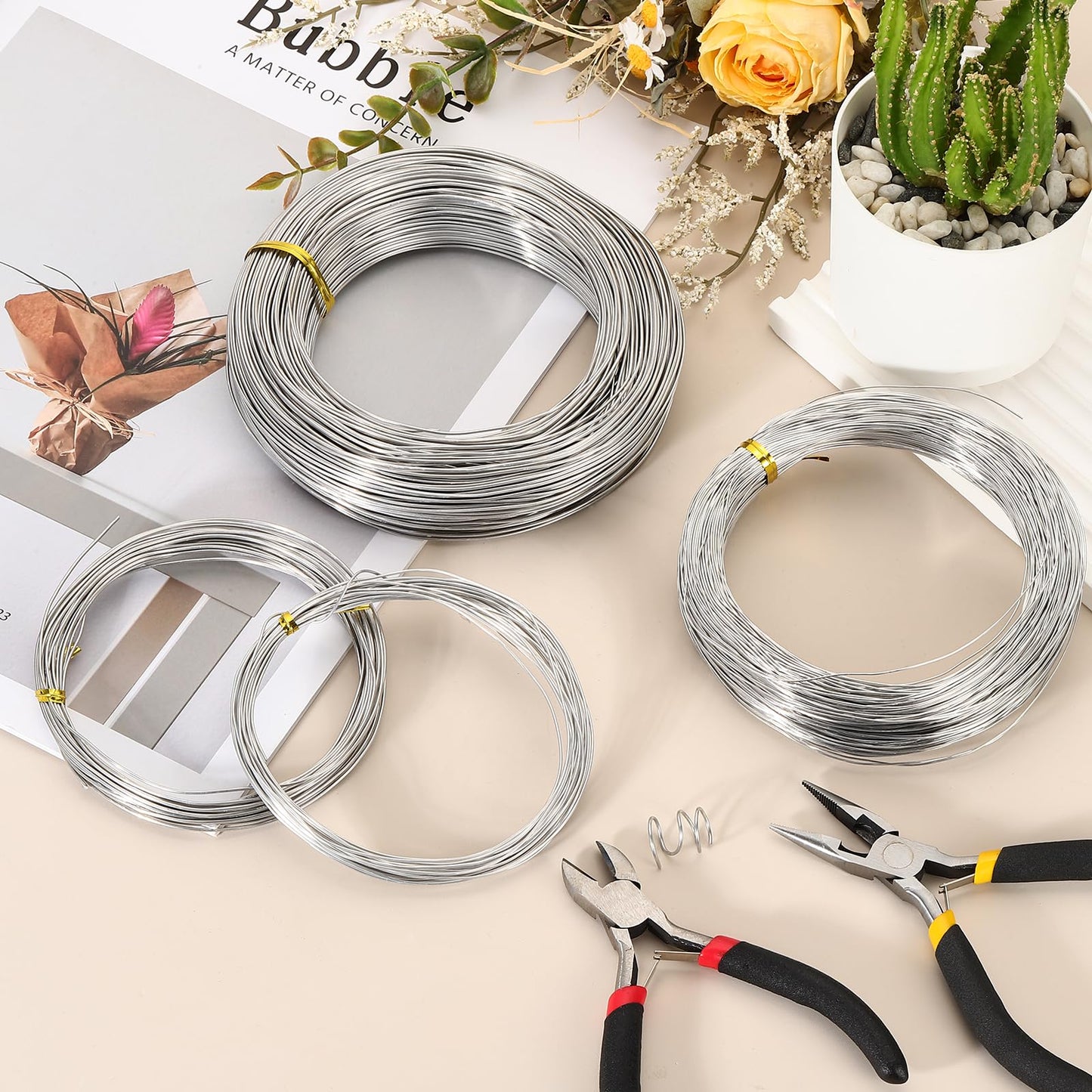 MECCANIXITY 328 Feet Aluminum Craft Wire, 18 Gauge (1mm) Sculpting Metal Armature Craft Wire for DIY Jewelry Making Beading Floral with Cutter Silver, 2 Pcs