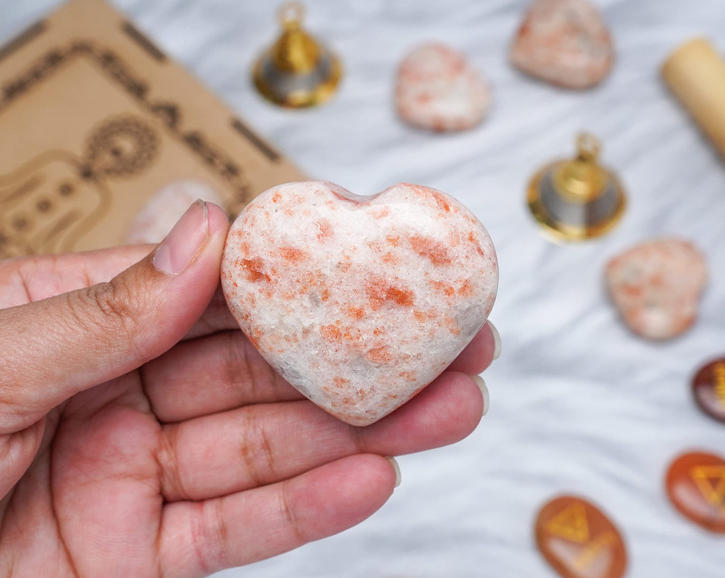 Crocon Sunstone Gemstone Big Heart Hand Carved Puff Stones Set Pocket Crystals Healing Tumble Collection Palm Worry Pocket Stone Good Luck Charm Gift Craft Home Decor Size 2 inch