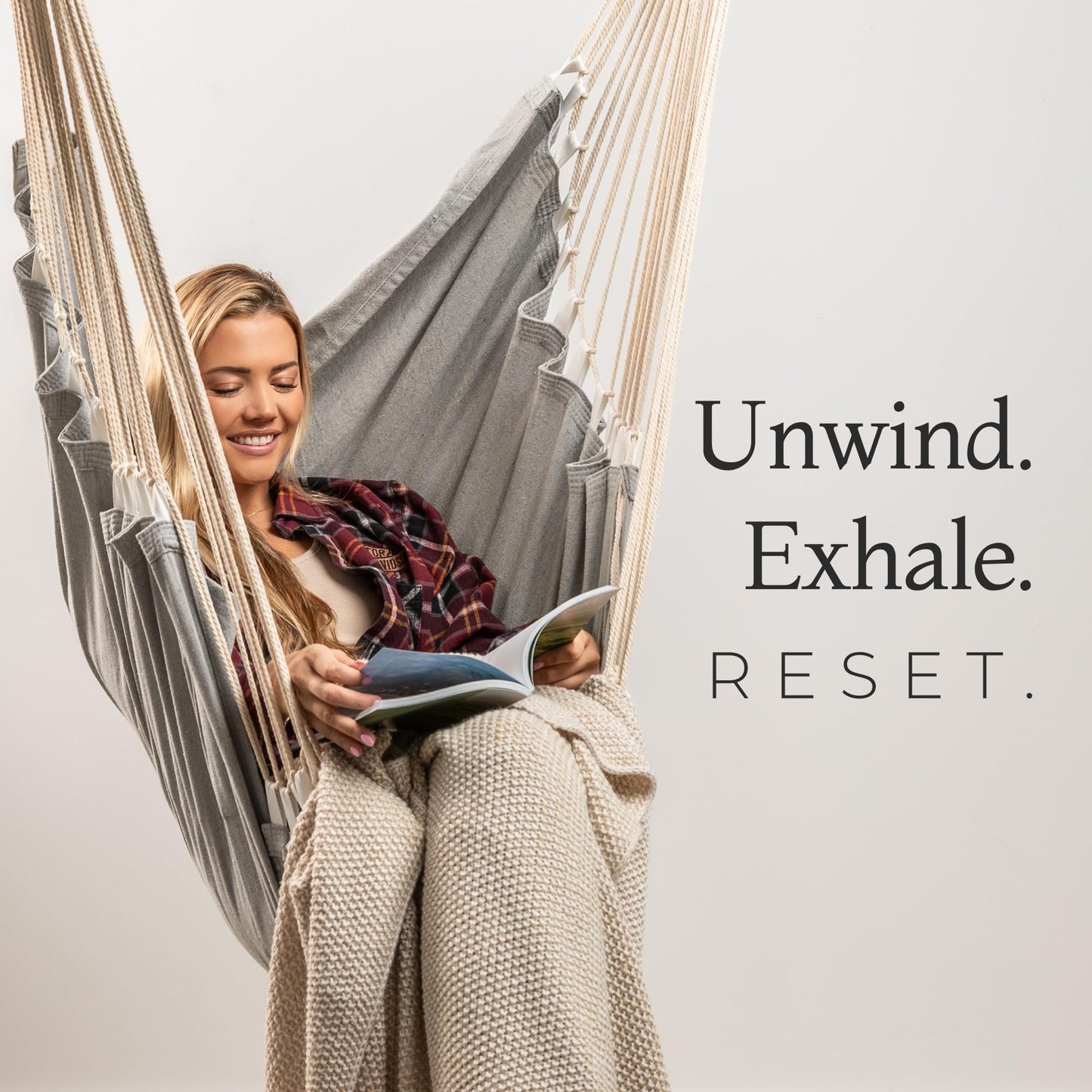 Hanging Hammock Chair Swing - Hammock Swing Chair with Foot Rest - Indoor/Outdoor Hanging Chair - Quick & Easy Setup with Durable Hardware – Spacious Full Body Support – Holds 440 Lbs