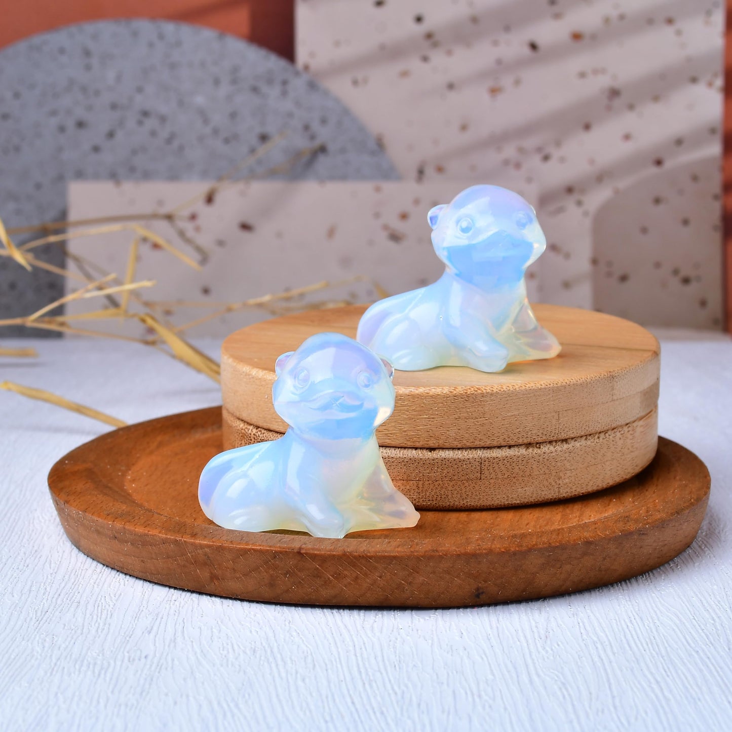 WUYOUSHI Opal Otter Figurine - Hand Carved Healing Crystal Otter Statue, Lucky Gemstone Sculpture for Home Office Desk Decor, Spiritual Gift for Animal Lovers & Nature Enthusiasts