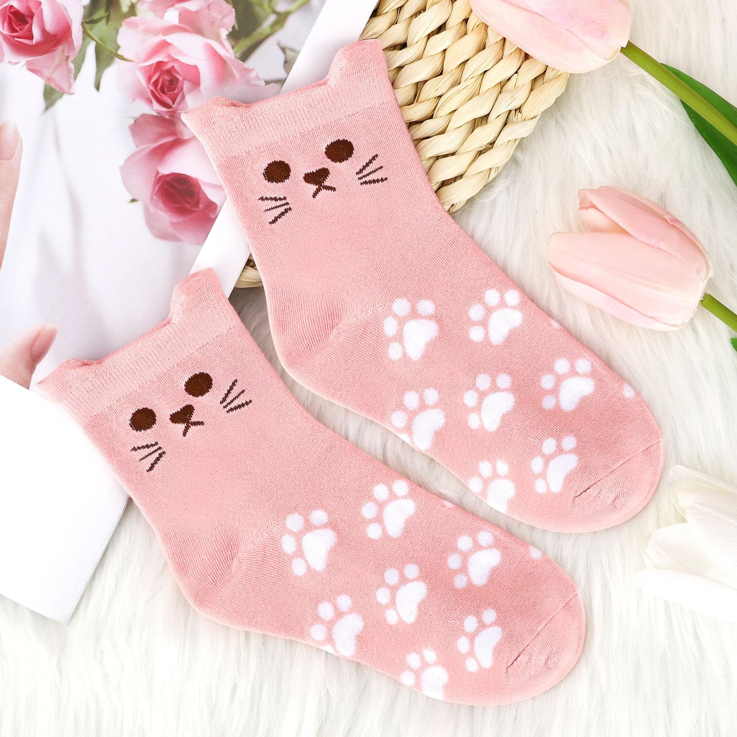Verouis Cat Mom Gifts for Women Unique Cat Themed Gift for Cats Lovers Gifts for Women Funny Cats Accessories for Woman - Kitty Paw Socks Keychain Pen Candle Cup Sticky Notes Makeup Bag Card