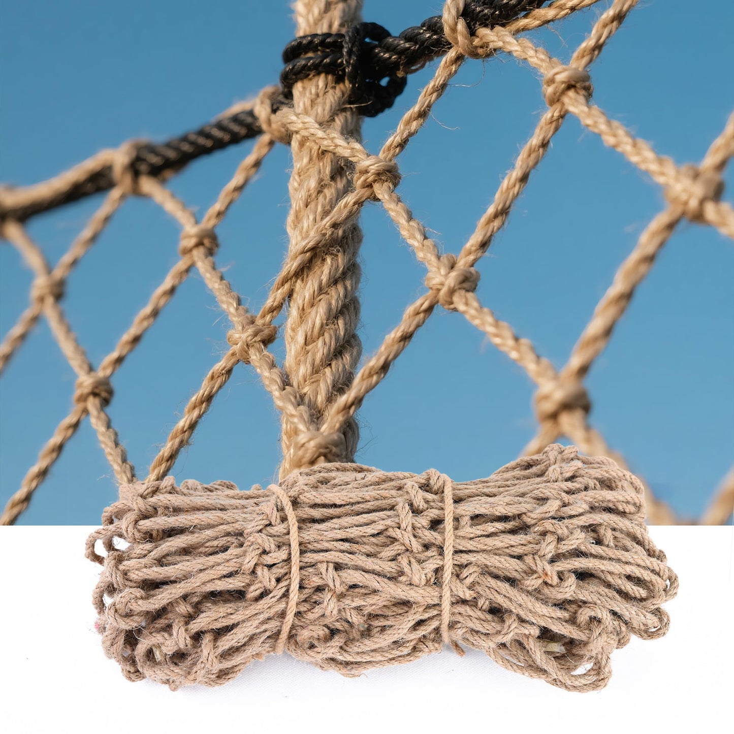 Jute Hemp Rope Net,Heavy Duty Natural Safety Rope Netting Balcony Stairs Fence Garden Playground Protection Net Indoor & Outdoor Decoration Rope Netting (6.5FT*16FT)