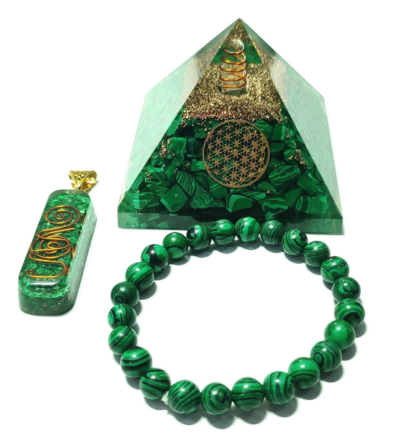Sawcart Malachite Green Crystal Orgone Pyramid with Flower of Life Symbol, Stone Bracelet & Pendant Necklace Combo for Aura Cleansing, Reiki Spiritual Healing, Energy Generator, Yoga Meditation