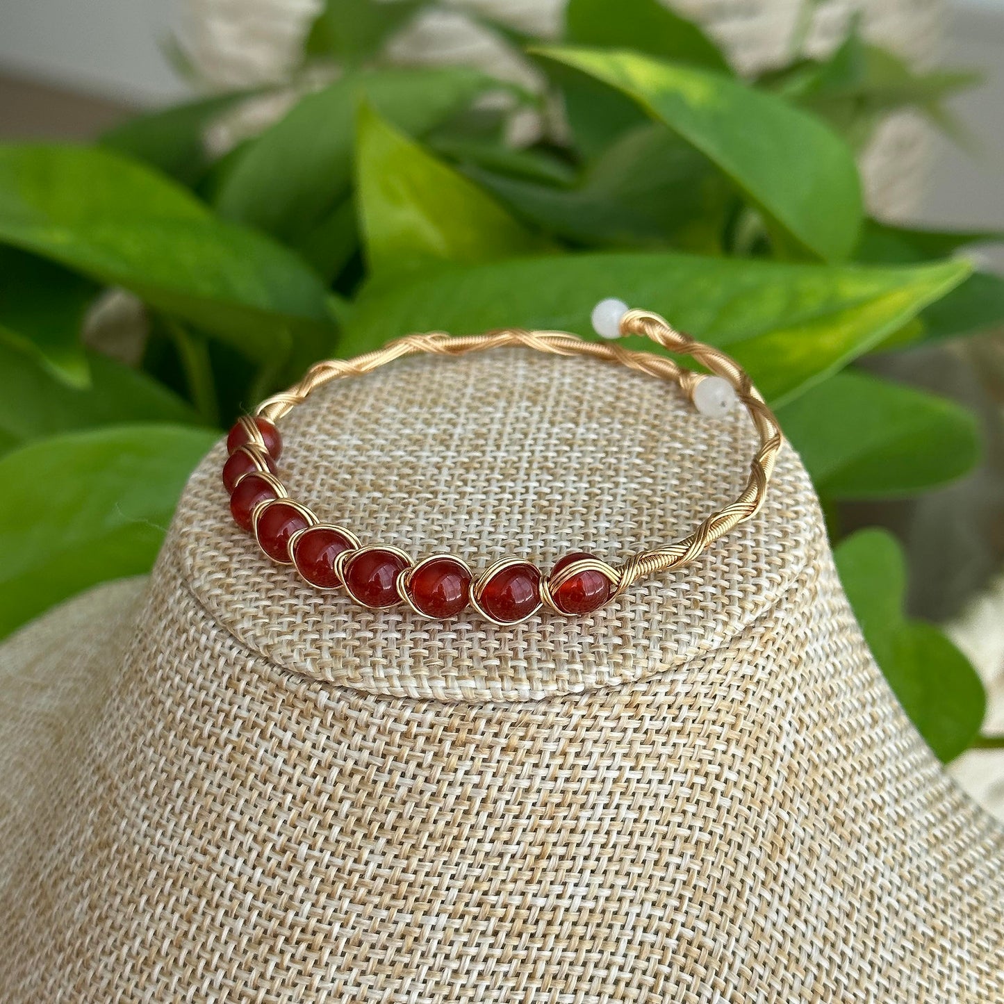 PSEEHEE Handmade Genuine Red Agate 14k Gold Filled Wire Wrapped Bracelet, Birthstone Chakra Healing Grounding Gemstone Crystal Beads Adjustable Bangle Cuff Jewelry Gift for Women