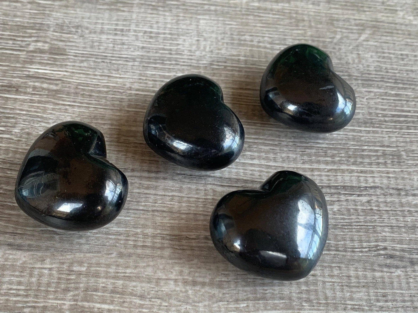 GAF TREASURES Shungite Gemstone Hearts, Polished Shungite Puffy Hearts, Shungite Crystal Palm Stone, Shungite Healing Crystal Hearts (1 Heart)