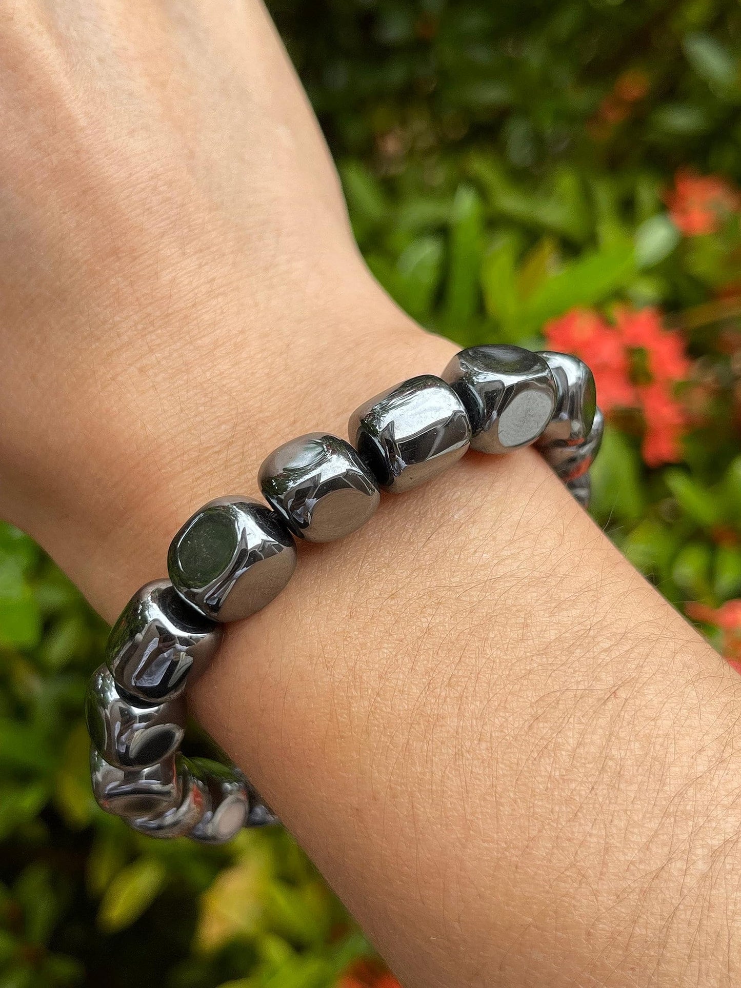 GAF TREASURES Hematite Crystal Nugget Bracelet, Genuine Hematite Tumbled Gemstone Bracelet, Healing Crystal Bracelet, Gift for Men & Women (1)