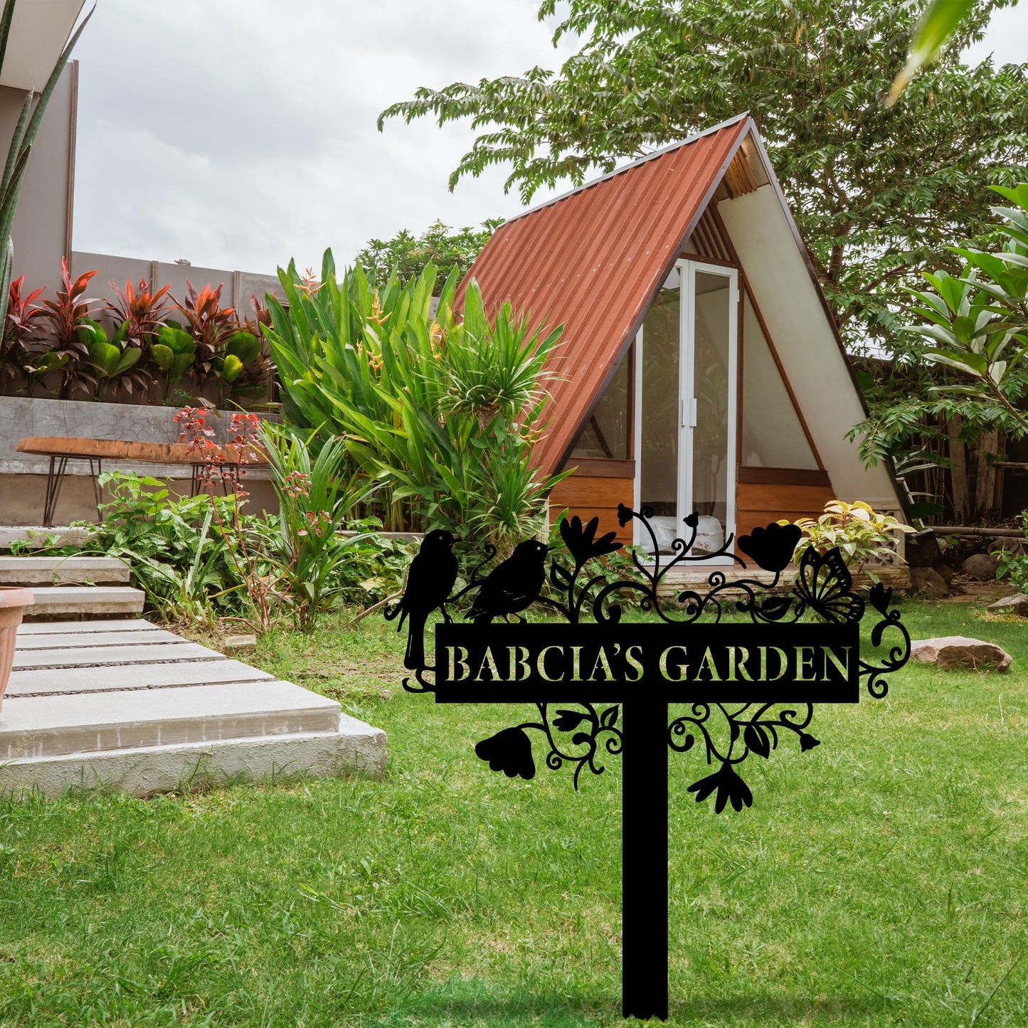 Custom Metal Garden Sign with Flowers, Personalized Garden Metal Stake with Birds, Flower Garden Name Decor, Custom sign for Outside, Customized Gardening Decoration, Yard Art, Gift for Mom, Grandmom
