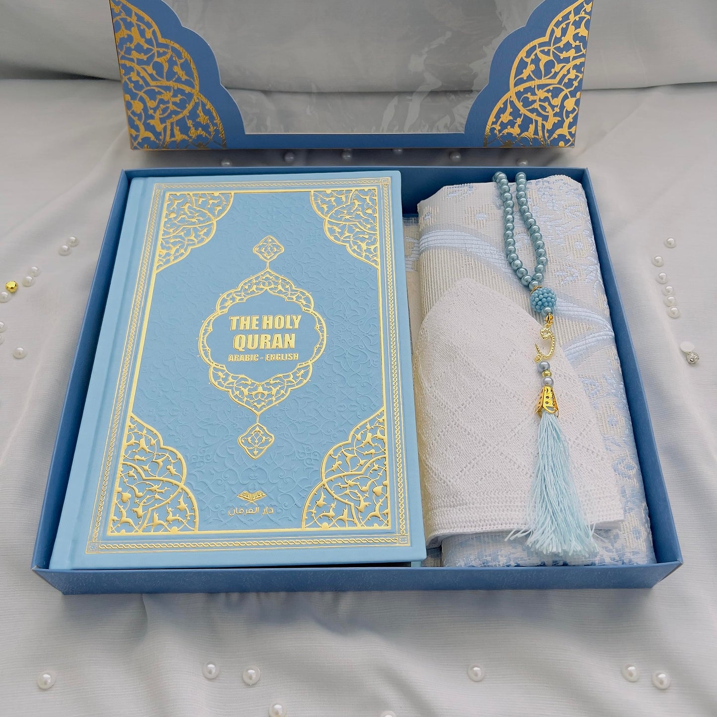 Decoret English Translate Thermo Leather Covered Quran, Tafta Prayer Mat and Breads Set |Quran Size:8x5.5x1.2 İnch / 20x14x3cm | Great Ramadan Gifts for Muslim Men and Women Gift(Blue, 1 Sets)
