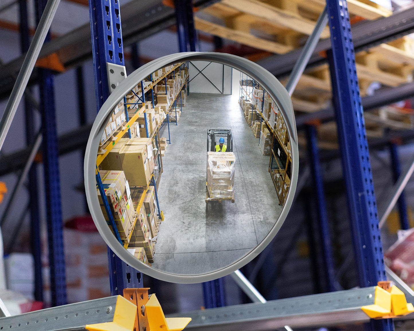 WatchYrBack GREY 18 inch Convex Mirror, Outdoor or Indoor, Wide Angle View, Curved Traffic Safety and Security Mirror 460 mm