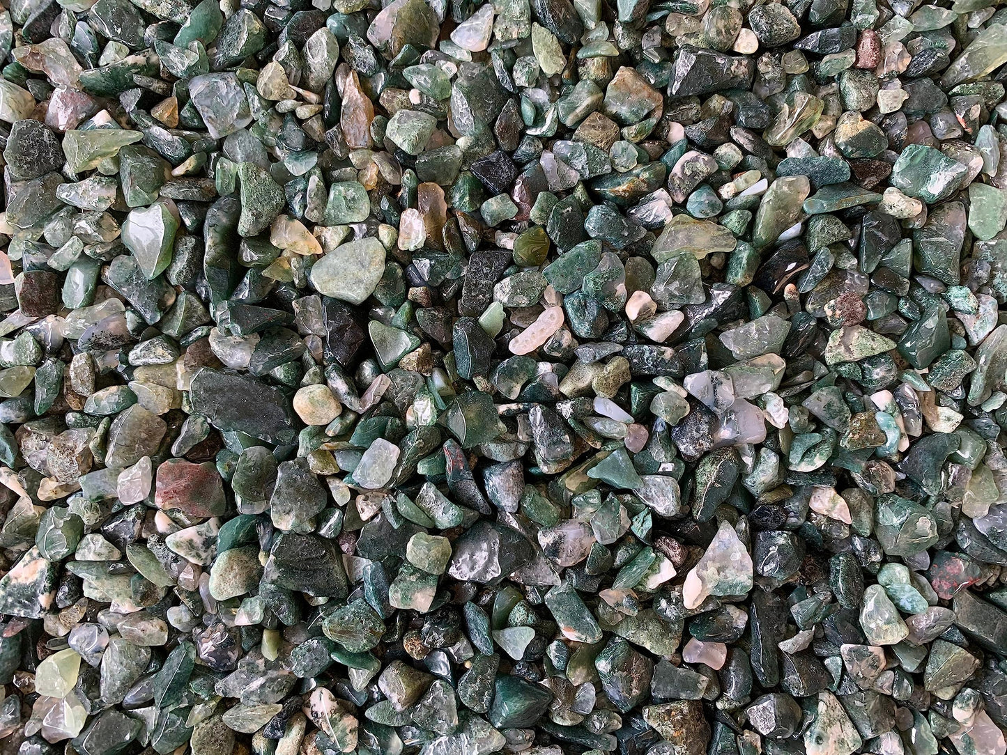 Moss Agate Chips – Natural Mini Moss Agate Stones, Crushed Undrilled Moss Agate, Semi-Tumbled Genuine Moss Agate (1/8 lb)