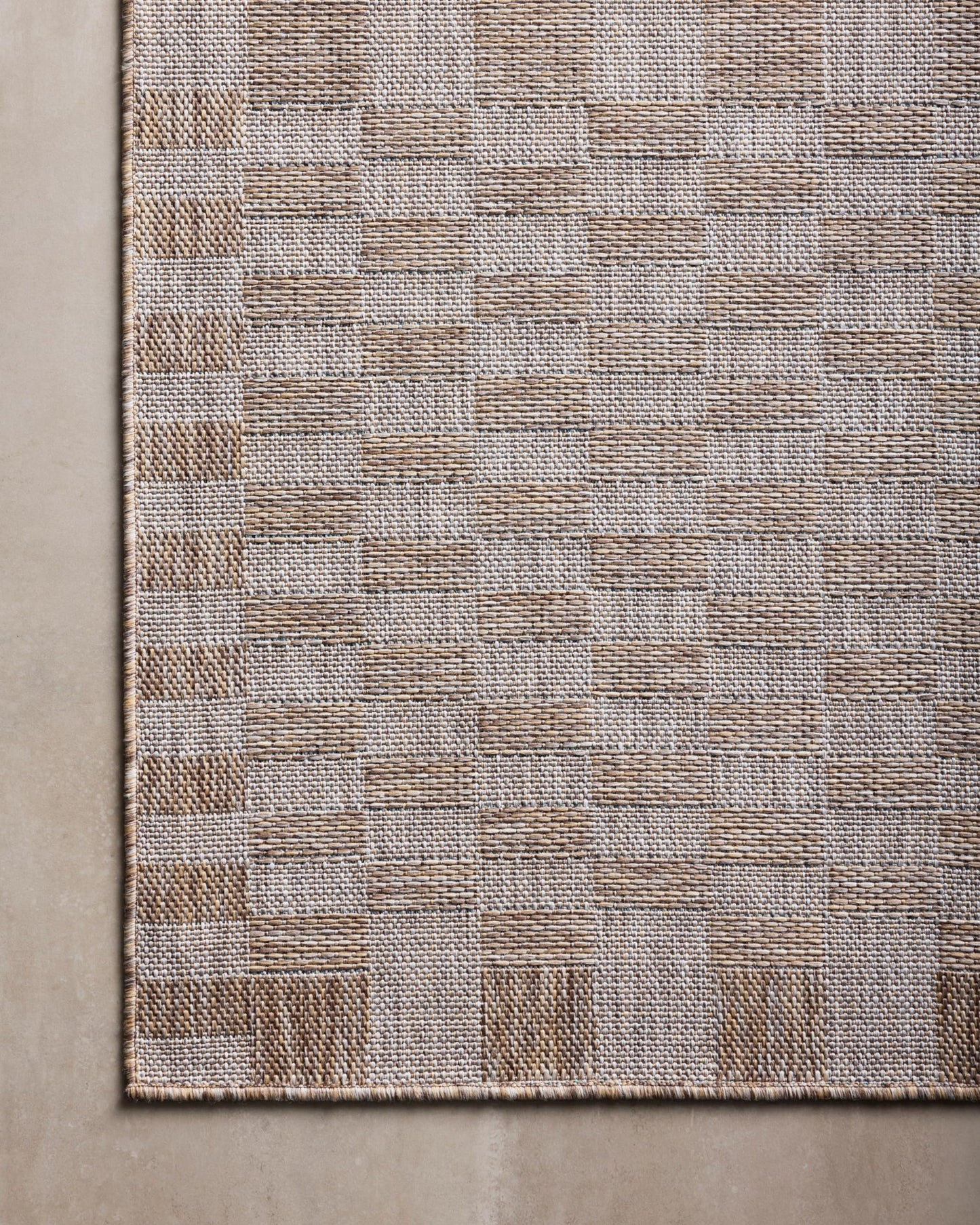 Loloi Amber Lewis Topanga Collection TOP-03 Natural/Dove 6'-7" x 9'-4" Indoor/Outdoor Area Rug