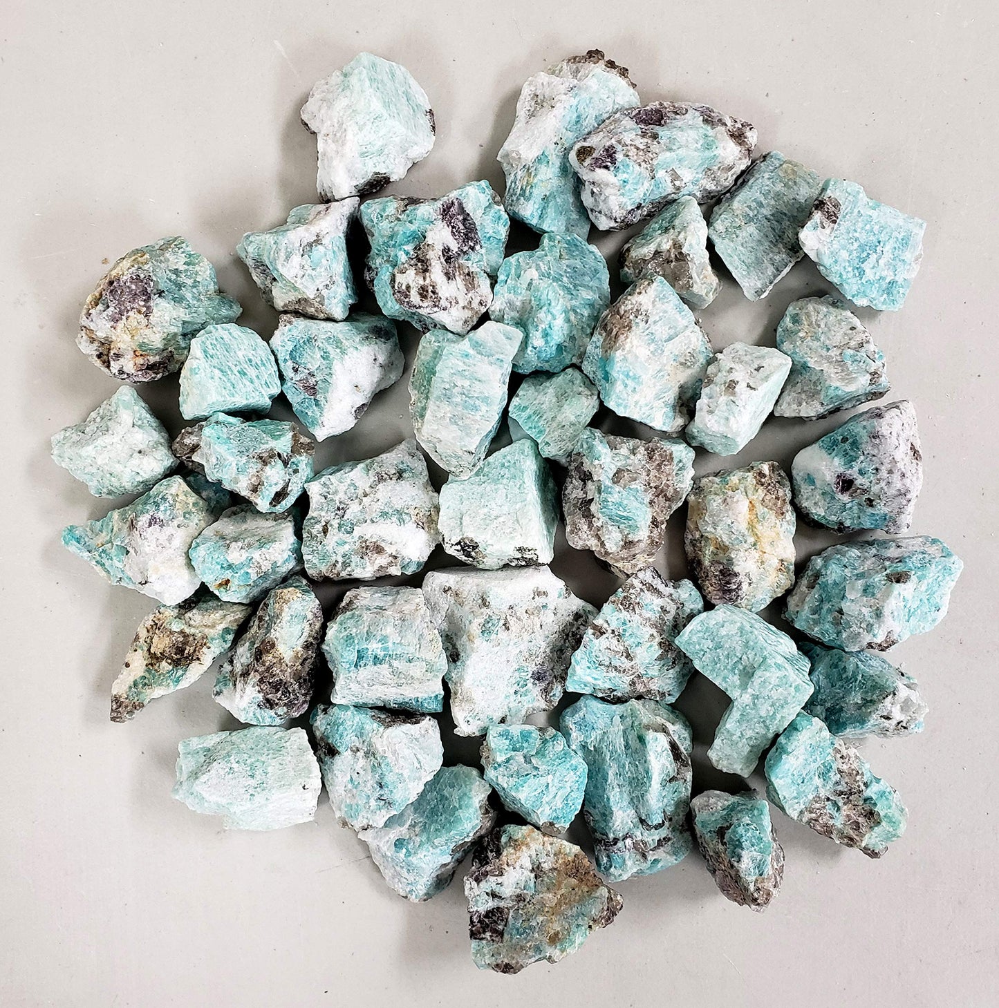 MINERALUNIVERSE 1/2 LB Amazonite Stones - Bulk Amazonite Crystal - Raw Natural Stones & Crystals - Fountain Rocks for Cabbing, Polishing, Wire Wrapping, Reiki, Chakra Crystal Healing